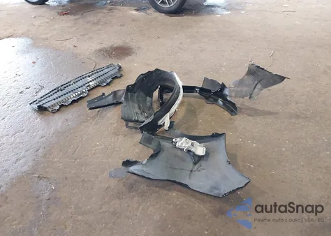 2017 Toyota Corolla Le from USA, damaged, VIN 2T1BURHEXHC825255